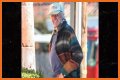 Gary Busey Pulls Pants Down, Exposes Penis to Urinate in Public